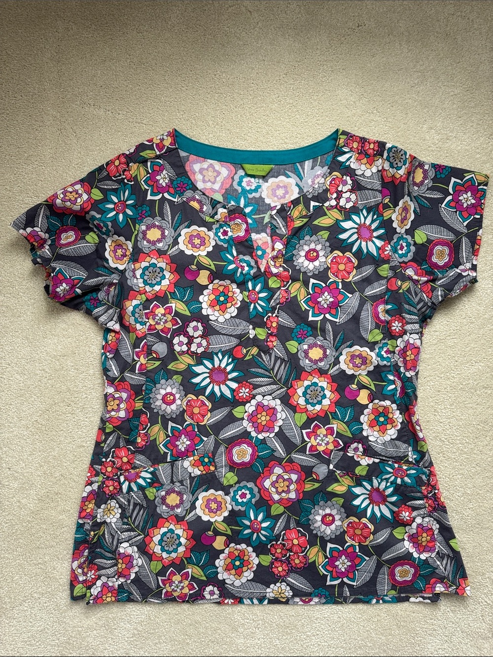 Vera Bradley Multicolor Floral V-Neck Short Sleeve Top - Teal, Pink, Red